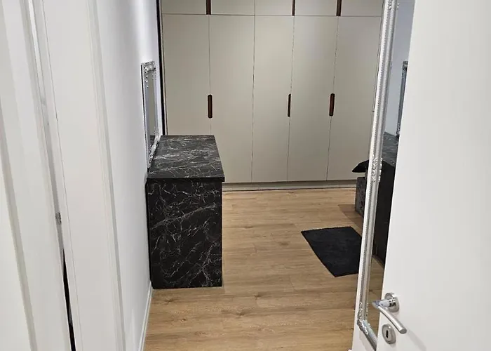 Diam - Liqeni I Thate - *